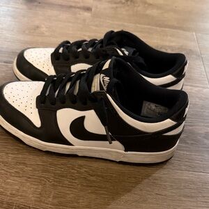 NIKE BIG KIDS DUNK LOW PANDAS